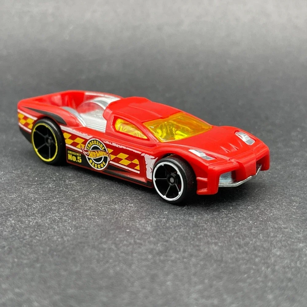 Hot Wheels Hypertruck Pickup Truck Red Trackside Rescue Emergency Diecast 1/64